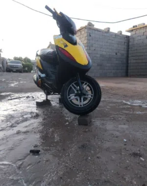 دراجه ماكس للبيع او مراوس بشحن او ايراني