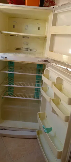ثلاجه دايو مستعمل شغاله 100%