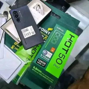 مستعمل ايام Hot 50 pro plas رام 16 جيجا 256 مكفول بالشركة أغراضة والكرتونه الأصلية متوفر توصيل وهداي
