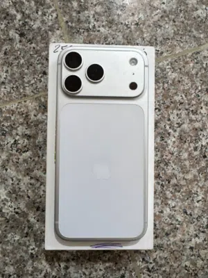 Apple iPhone 17 Pro Max 256 GB in Basra