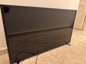 Samsung 43” Smart TV – For Parts / Repair (Screen Damaged)