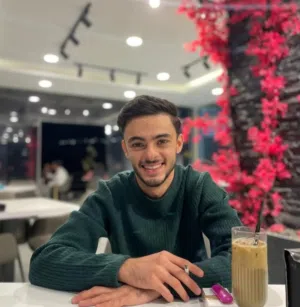 yazan oqdeh 