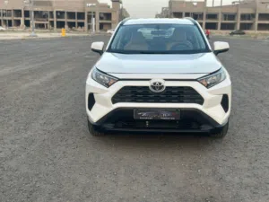 Used Toyota RAV 4 in Farwaniya