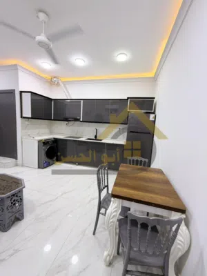 للايجار شقة سكنية مؤثثة في منطقة الجنينة