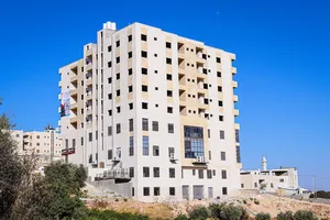 3 Bedrooms . 3 Bathrooms . 165 m21