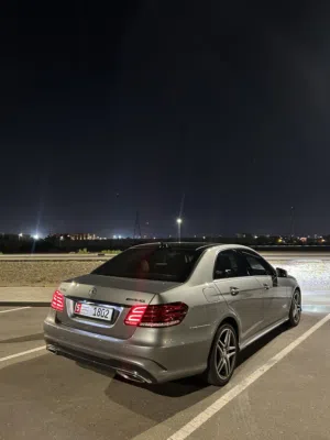Mercedes-Benz E-Class E 300 2014 و قابل للجادين