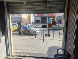 اغراض مطعم للبيع بحالة الوكالة