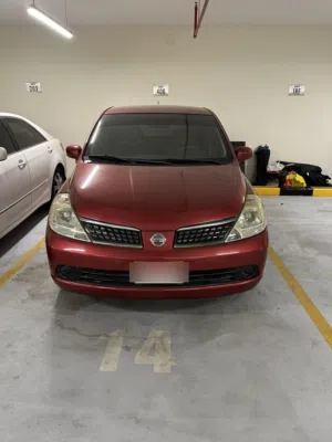 نيسان تيدا  2006 هاتشباك مواصفات خليجية لون احمر للبيع  Nissan Tida hatchback-GCC red colourfor sale