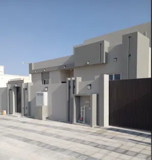 277 m2 4 Bedrooms Villa for Sale in Dhofar Salala