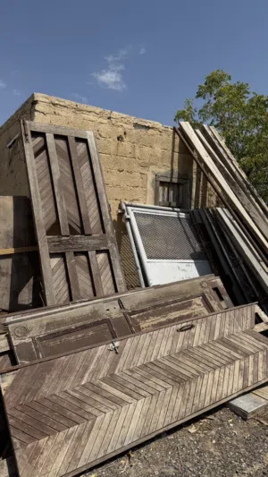 كونتينر أبواب سكراب من الديوان السلطاني