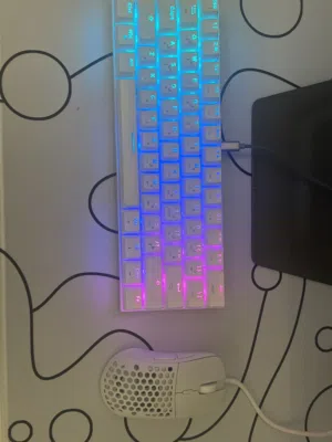 It new very good price not used only problem there is a red stain on mouse u can clean it tho
