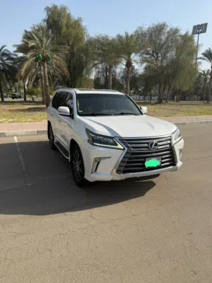 ليكزس LX570 2020