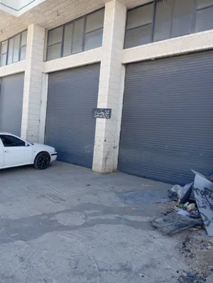 مخازن للايجار اول طريق ابو دعجان