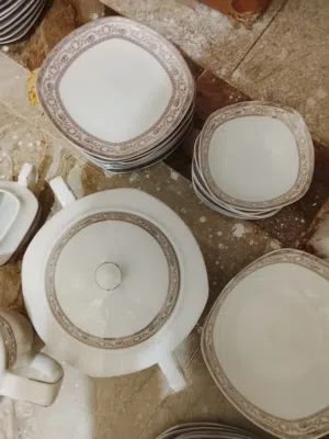 طقم صيني للبيع