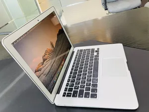 ‏- (MacBook Air (13-inch, 2017