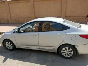 هيونداي اسكنت 2015
