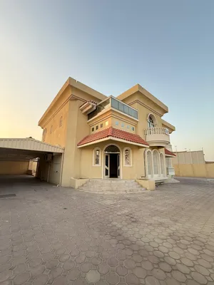 4 Bedrooms . Unfurnished . Yearly2