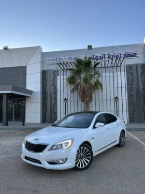 Kia . Cadenza . 2012 . New2