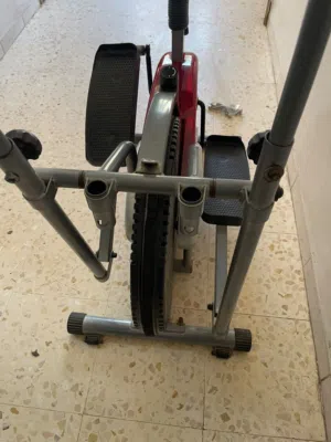 جهاز رياضية  بحاله ممتازه للبيع