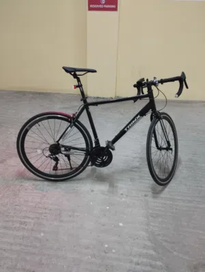 Racing Bicycle Trinx 700C Tempo 1.0 + Accessories (سيكل ريس، سباق)