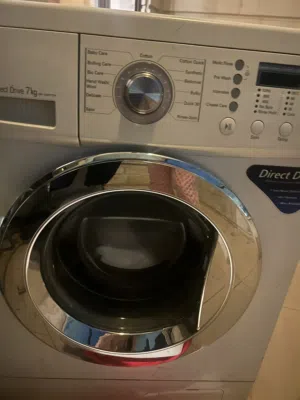 غساله LG للبيع بحاله ممتازه 7 كغ
