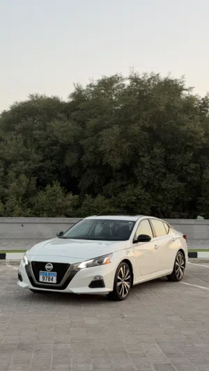 Used Nissan Altima in Muscat