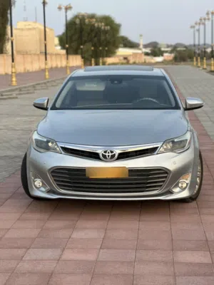 تويوتا افالون للبيع