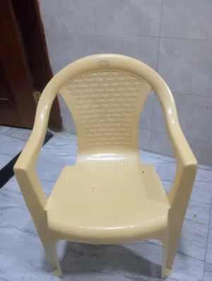 رف وكرسي للبيع
