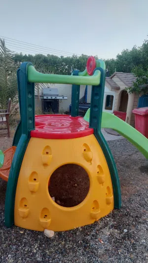 لعبه زحلوقه مستعمله فيها زحلوقتين