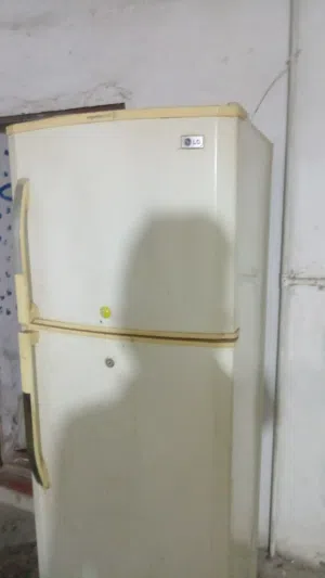 براد واغسالي وا مروحة وا فترينة