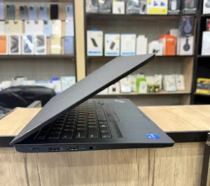 Laptop Lenovo E14 Core i5-1135G7 لابتوب للأعمال والدراسة والشغل المكتبي شاذ جداً شبة جديد مع الضمان
