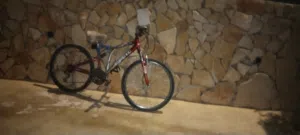 هذا بسكليت للبيع