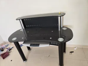 Glass coumputer desk