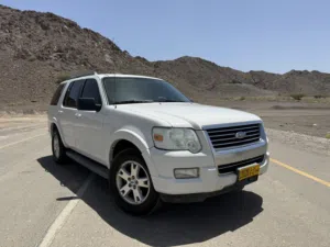 Used Ford Explorer in Al Dakhiliya