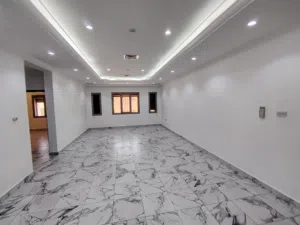 200 m2 3 Bedrooms Apartments for Rent in Al Ahmadi Eqaila