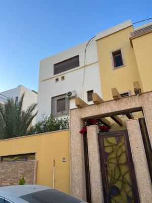 منزل دورين الثالث ملحق الحوش تبارك الرحمن