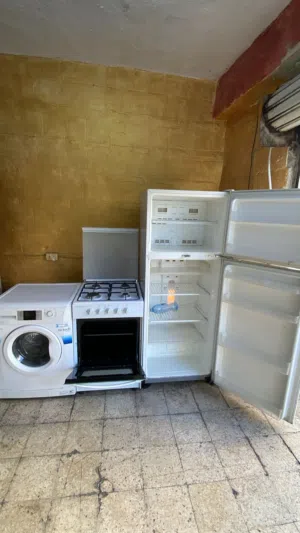 أجهزة مطبخ يوجد جديد ويوجد مستعمل استعمال بسيط