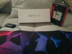 كيبود و ماوس و ماوس باد ووصلة اسلاك للبيع بسعر مغري جدا او تبديل بالعاب Ps4
