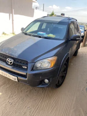 Used Toyota 4 Runner in Tripoli