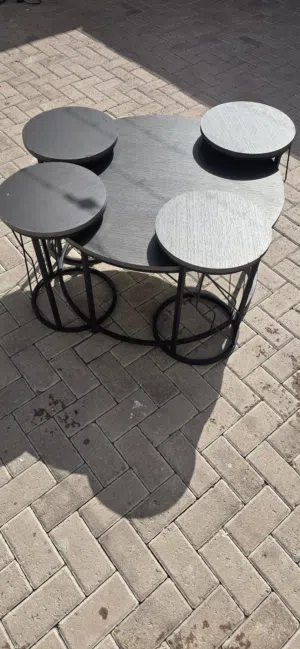 للبيع طاوله ضيافة