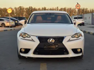 لكزيس IS 250 خليجي فل مواصفات بدون حوادث بحاله ممتازه مسرفسه بلكامل جاهزه للتسجيل والاستخدام