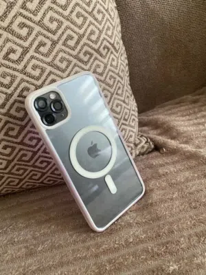 ايفون 11 برو ماكس بحالة ممتازه