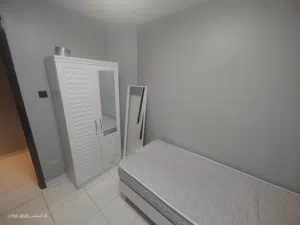 غرفة لشاب عربي غير مدخن