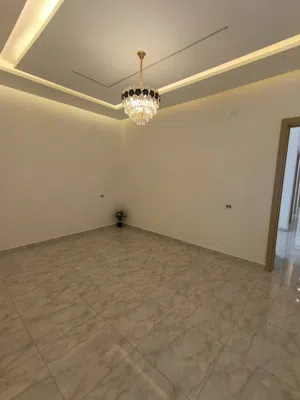 100 m2 2 Bedrooms Townhouse for Sale in Tripoli Ain Zara