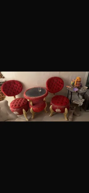 For sale 2 seat with table 300 aed