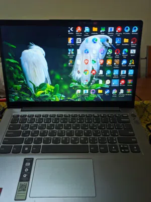لابتوب دراسة و العاب خفيفة ممتاز جدا laptop Lenovo ideapad 3
