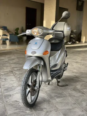 piaggio liberty 125cc
