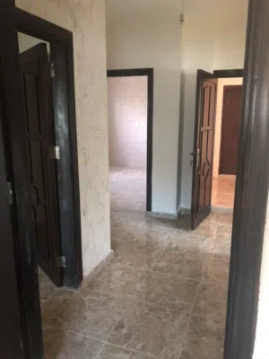 شقة للإيجار من المالك مباشرة طبربور ابوعليا بجوار دوار النخيل