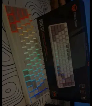 كيبورد ميكانيكل Meetion MK12 RGB - وايرلس/بلوتوث استعمال يومين فقط - شبه جديد 25 دينار قابل للتفاوض