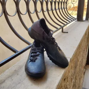 بوت أديداس بريديتور أصلي ترتان (Adidas Predator Edge TF) - حالة شبه جديدة - مقاس 44.5